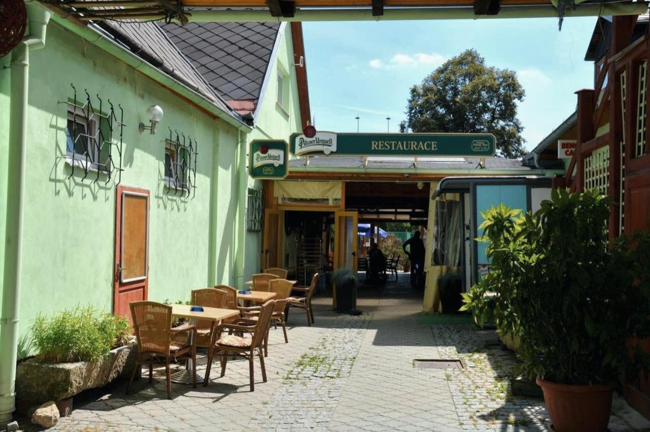Penzion U Selongu Йндрихув Храдец Екстериор снимка
